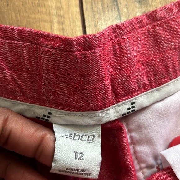 BCG Women's Red Casual Shorts 100% Cotton Pockets Size 12 Vacay Travel Cruise - Picture 6 of 9